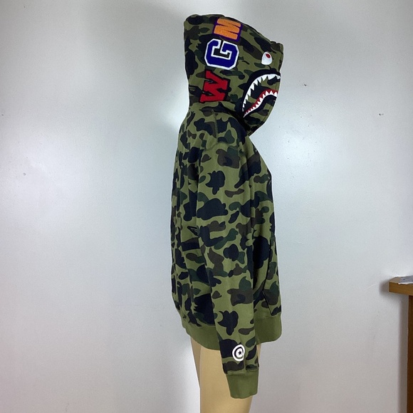 BAPE A Bathing Ape World Gone Mad Camo patch zip up hoodie Medium - Picture 3 of 9